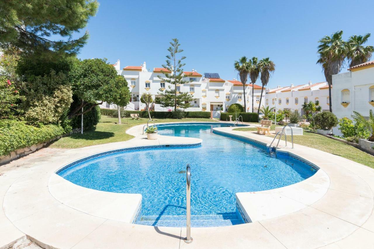 Benalmadena: Adosado Con Piscina Y Jardin Villa Dış mekan fotoğraf